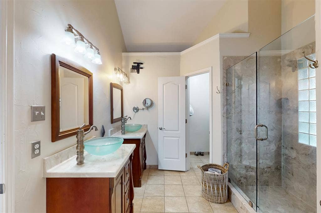 432 Shelby Drive, Burleson, TX 76028 432 Shelby Drive, Burleson, TX 76028