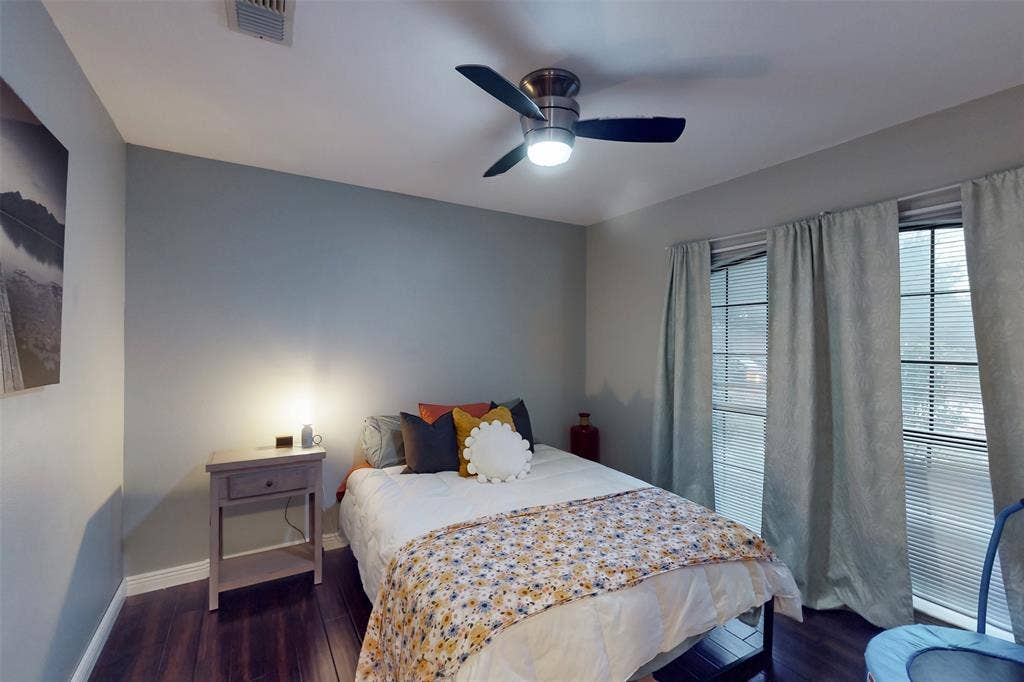 432 Shelby Drive, Burleson, TX 76028 432 Shelby Drive, Burleson, TX 76028