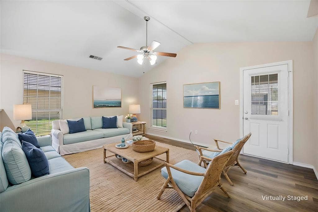 107 W Hubbard Road, Josephine, TX 75173