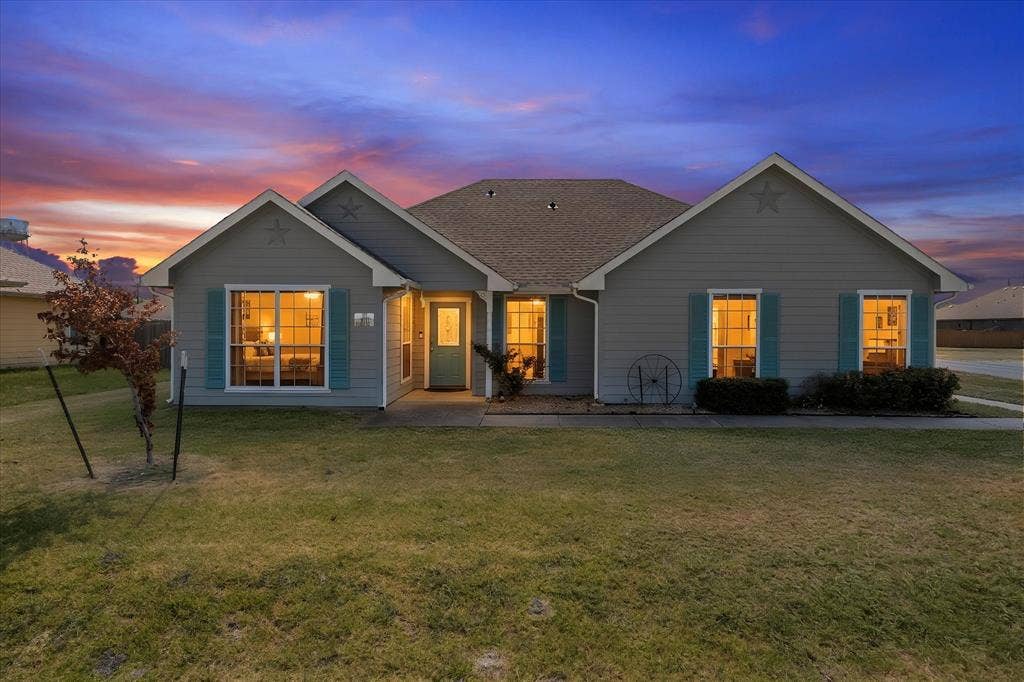 107 W Hubbard Road, Josephine, TX 75173