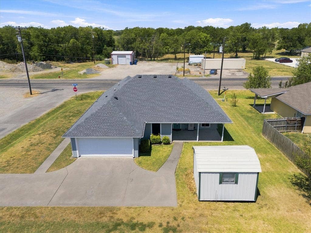 107 W Hubbard Road, Josephine, TX 75173