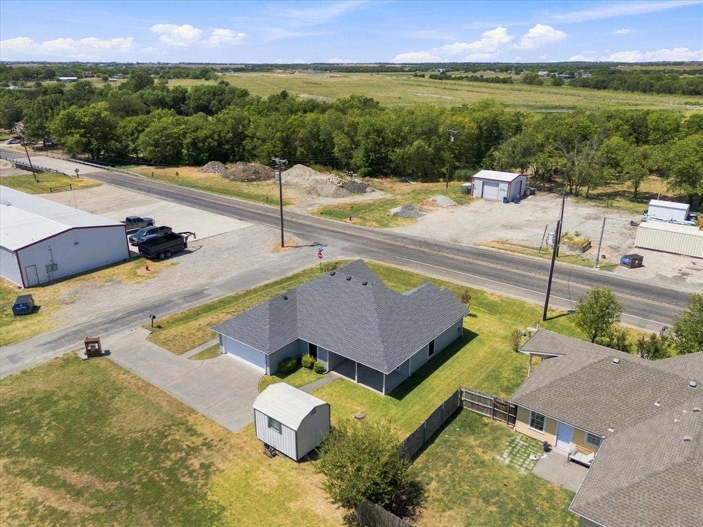 107 W Hubbard Road, Josephine, TX 75173