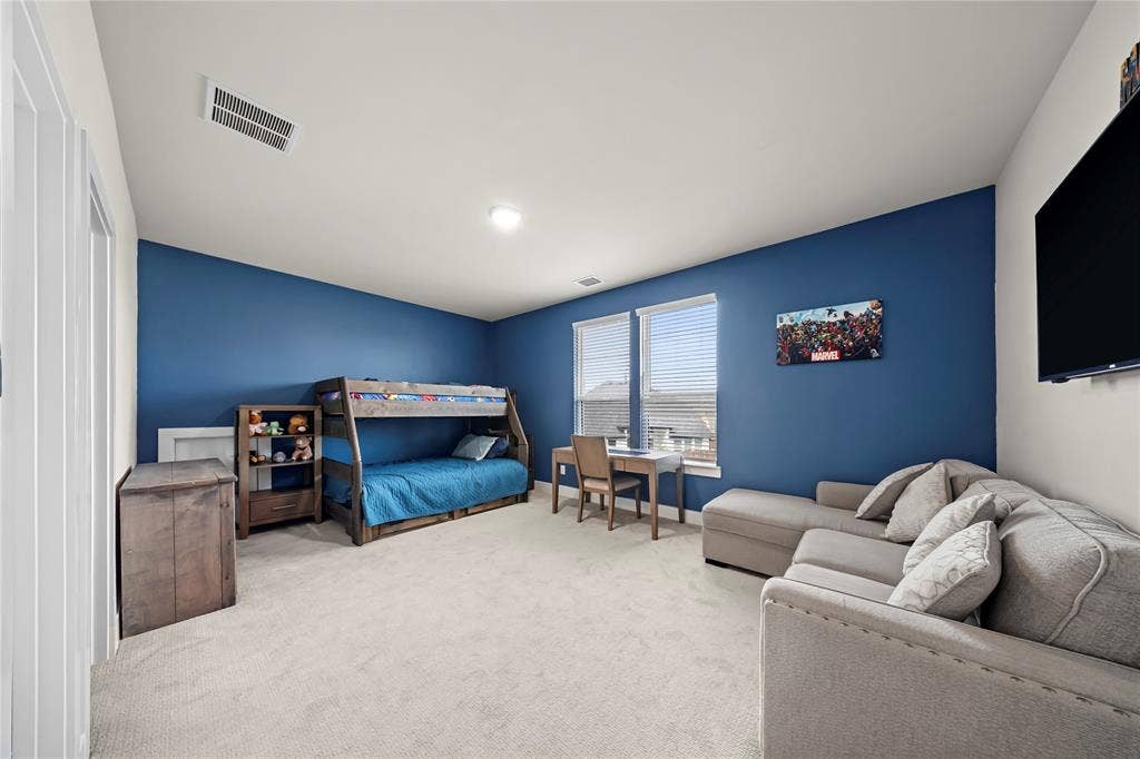 467 Mayfair Lane, Frisco, TX 75033 Recessed ceiling lighting, multiple windows with blinds, and light-toned carpeting