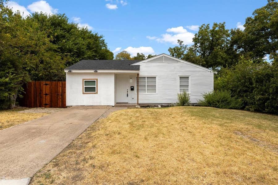 Property photo for 3835 Lovingood Drive, Dallas, TX