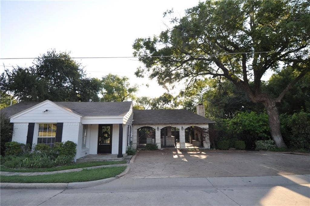 8849 Carroll Circle, Frisco, TX 75034 8849 Carroll Circle, Frisco, TX 75034