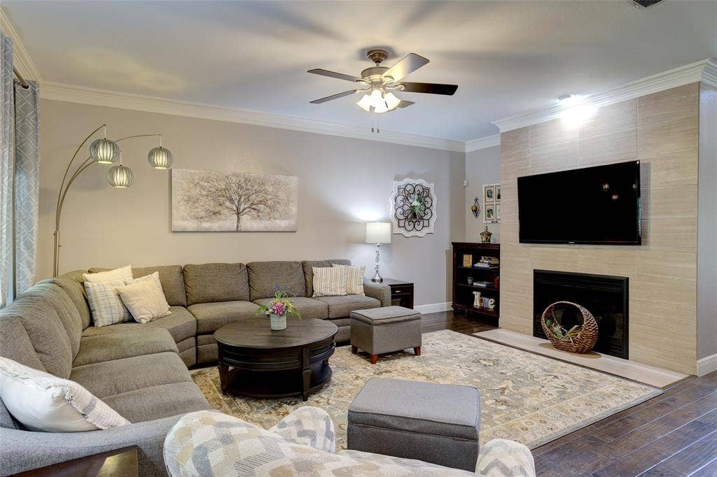 402 Irvine Drive, Allen, TX 75013 402 Irvine Drive, Allen, TX 75013