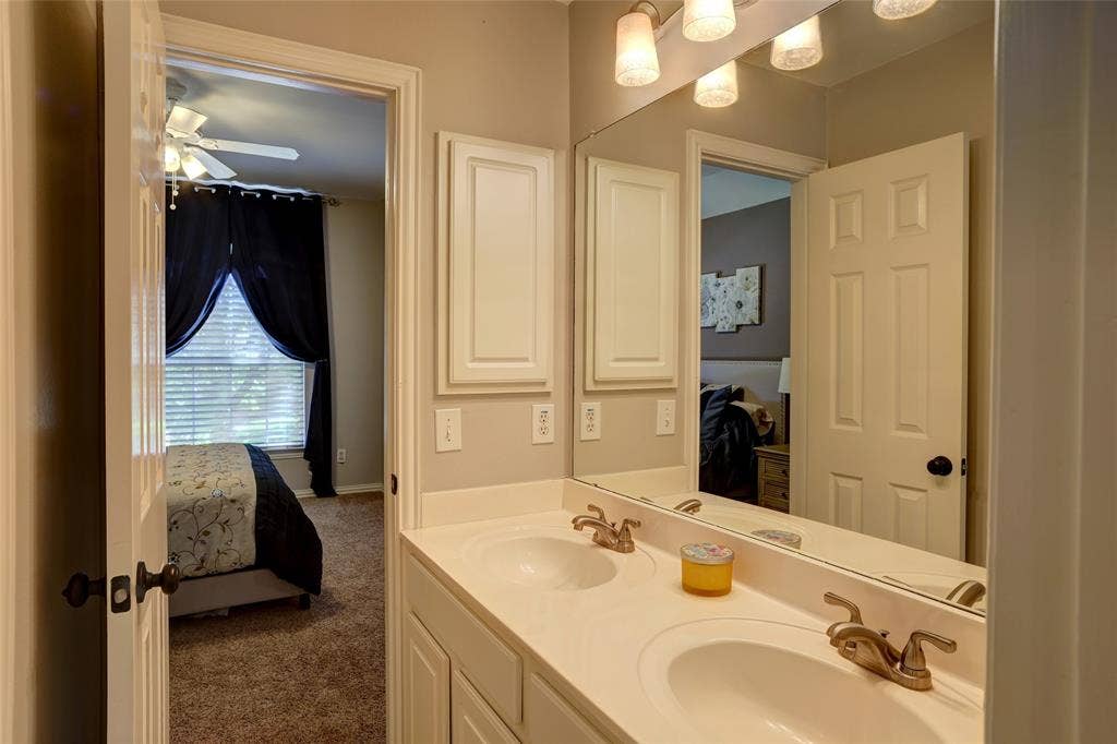 402 Irvine Drive, Allen, TX 75013 402 Irvine Drive, Allen, TX 75013