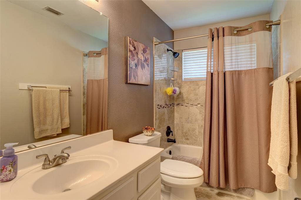 402 Irvine Drive, Allen, TX 75013 402 Irvine Drive, Allen, TX 75013
