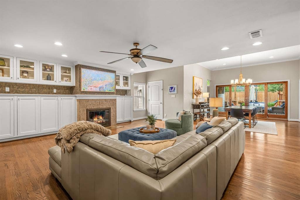 6324 Darwood Avenue, Fort Worth, TX 76116 6324 Darwood Avenue, Fort Worth, TX 76116