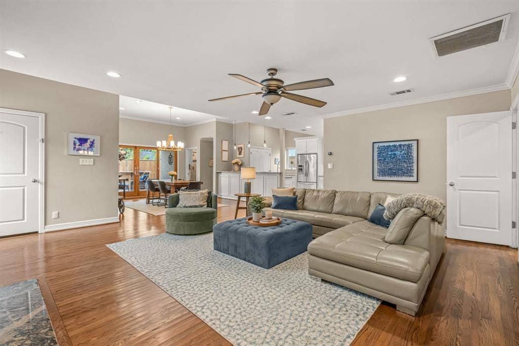 6324 Darwood Avenue, Fort Worth, TX 76116 6324 Darwood Avenue, Fort Worth, TX 76116