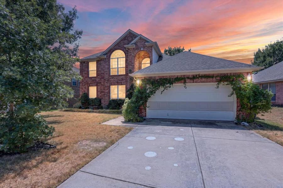 Property photo for 8646 Granville Drive, Dallas, TX