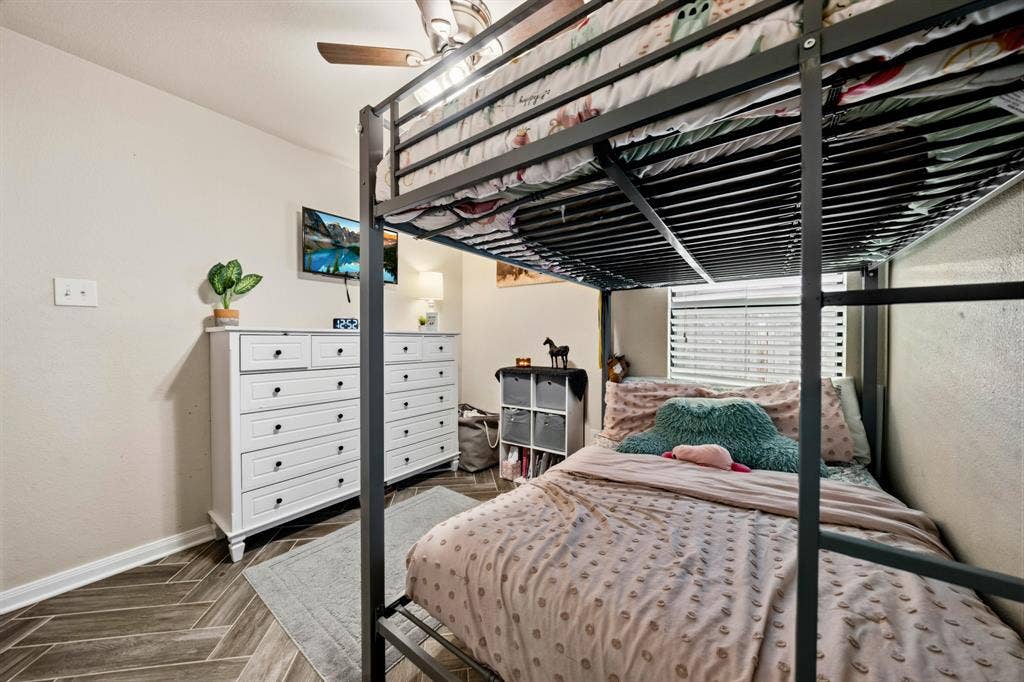 10333 Condor Loop, Waco, TX 76708 10333 Condor Loop, Waco, TX 76708