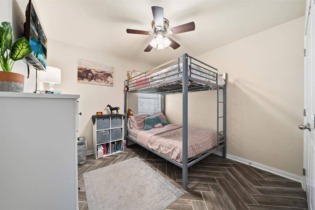10333 Condor Loop, Waco, TX 76708 10333 Condor Loop, Waco, TX 76708