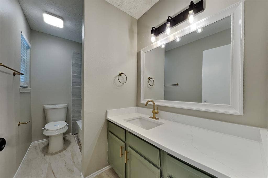 912 Blue Ridge Drive, Burleson, TX 76028 912 Blue Ridge Drive, Burleson, TX 76028