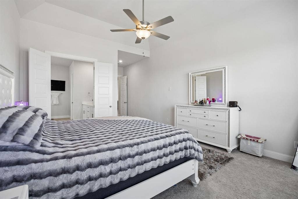 805 Feathergrass Court, Haslet, TX 76052