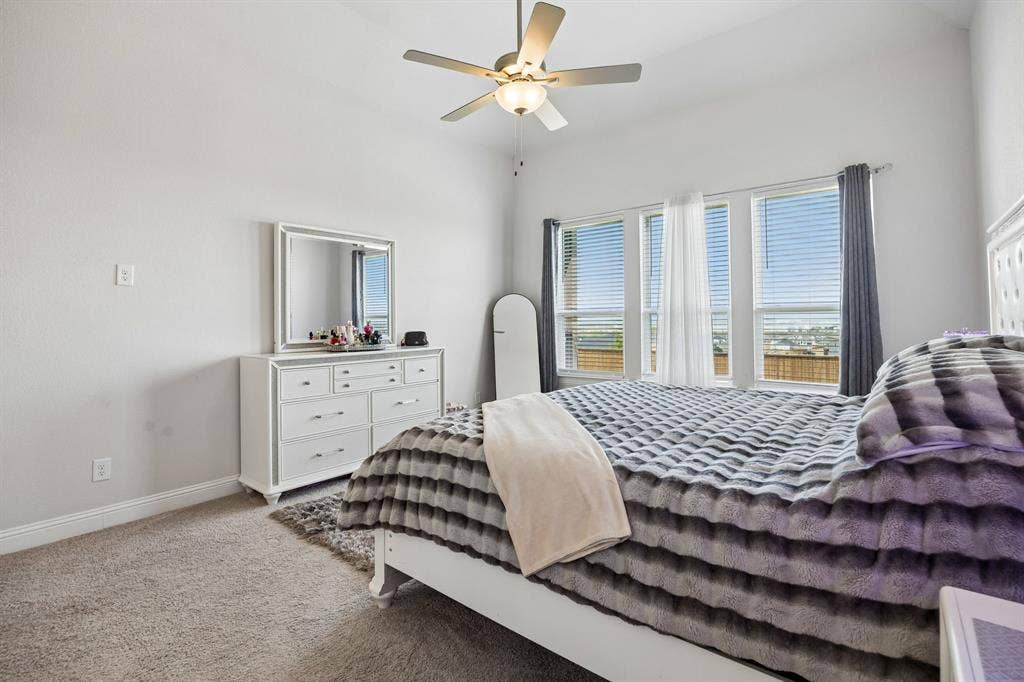 805 Feathergrass Court, Haslet, TX 76052
