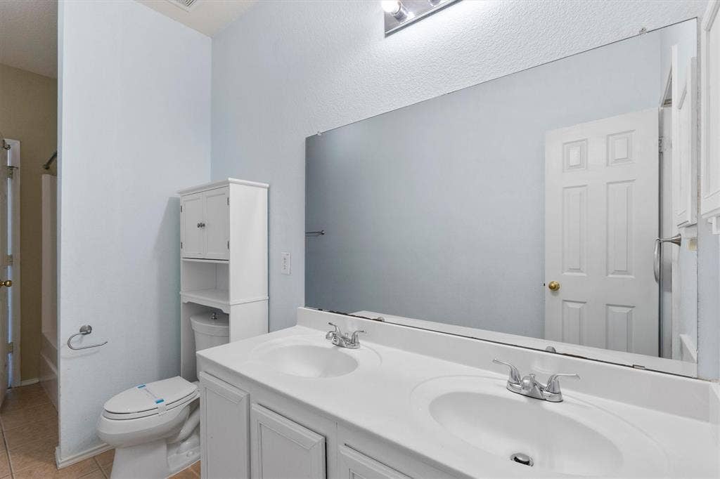 3101 Paradise Valley Drive, Plano, TX 75025 3101 Paradise Valley Drive, Plano, TX 75025