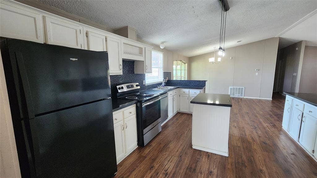 19928-A County Road 590, Nevada, TX 75173 19928-A County Road 590, Nevada, TX 75173