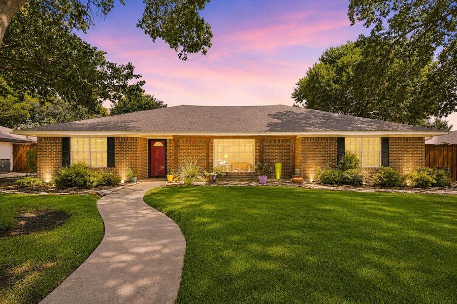 Property photo for 2525 Eucalyptus Drive, Plano, TX