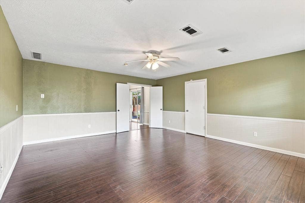 2525 Eucalyptus Drive, Plano, TX 75075 2525 Eucalyptus Drive, Plano, TX 75075