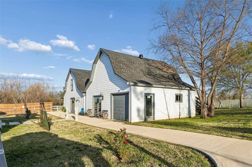 3706 Castle Drive, Rowlett, TX 75089 Two white twin cottages