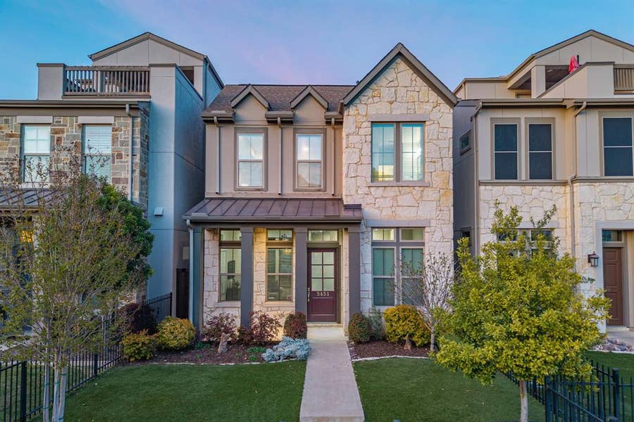 Property photo for 5451 Ashby Grove Street, Dallas, TX