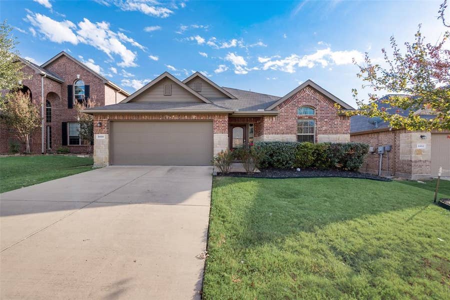 Property photo for 3456 Twin Pines Drive, Fort Worth, TX