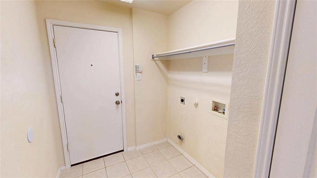 1545 Outerbridge Drive, Allen, TX 75002 1545 Outerbridge Drive, Allen, TX 75002