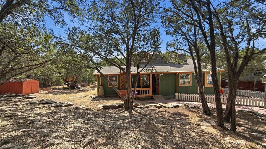Property photo for 5716 San Jacinto Drive, Granbury, TX