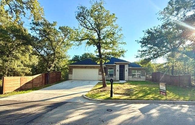 209 Cotton Drive, Mansfield, TX 76063 209 Cotton Drive, Mansfield, TX 76063