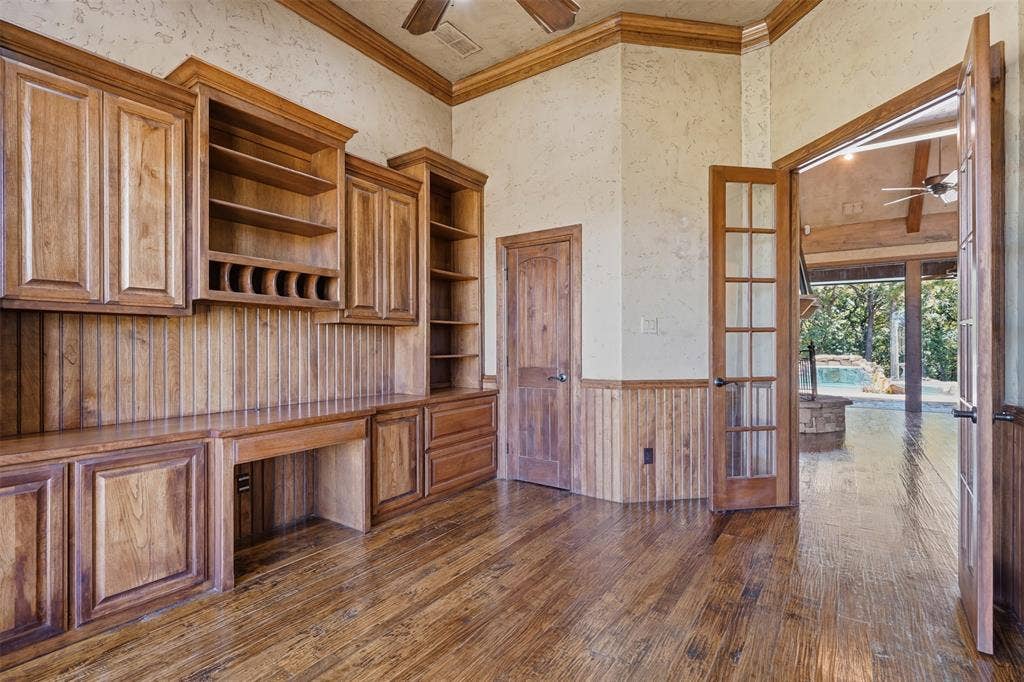 6808 Nine Mile Bridge Road, Fort Worth, TX 76135 6808 Nine Mile Bridge Road, Fort Worth, TX 76135