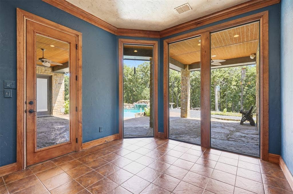 6808 Nine Mile Bridge Road, Fort Worth, TX 76135 6808 Nine Mile Bridge Road, Fort Worth, TX 76135