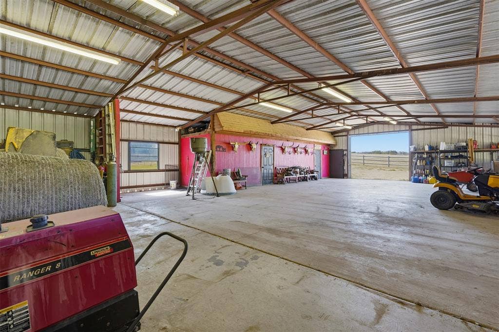 6808 Nine Mile Bridge Road, Fort Worth, TX 76135 6808 Nine Mile Bridge Road, Fort Worth, TX 76135