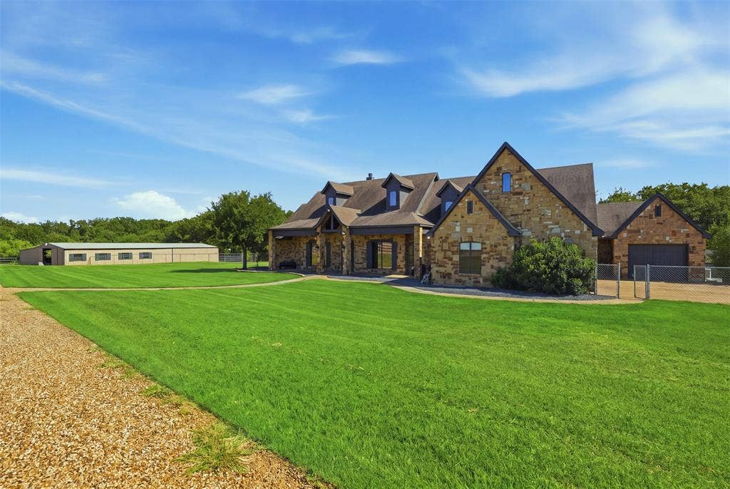 6808 Nine Mile Bridge Road, Fort Worth, TX 76135 6808 Nine Mile Bridge Road, Fort Worth, TX 76135