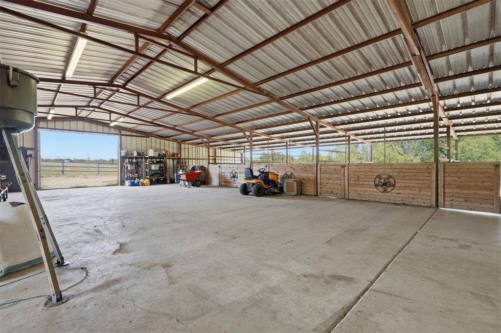 6808 Nine Mile Bridge Road, Fort Worth, TX 76135 6808 Nine Mile Bridge Road, Fort Worth, TX 76135