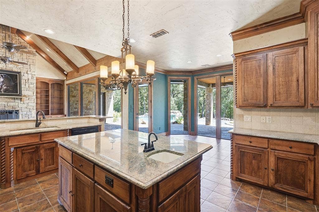 6808 Nine Mile Bridge Road, Fort Worth, TX 76135 6808 Nine Mile Bridge Road, Fort Worth, TX 76135