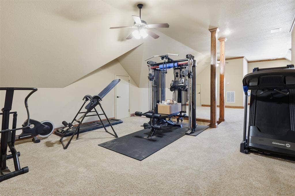 6808 Nine Mile Bridge Road, Fort Worth, TX 76135 6808 Nine Mile Bridge Road, Fort Worth, TX 76135