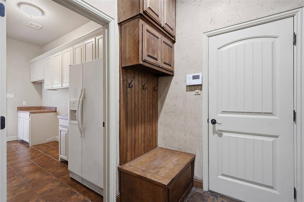 6808 Nine Mile Bridge Road, Fort Worth, TX 76135 6808 Nine Mile Bridge Road, Fort Worth, TX 76135