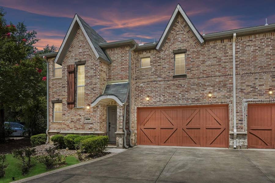 Property photo for 2113 Parkview, Carrollton, TX