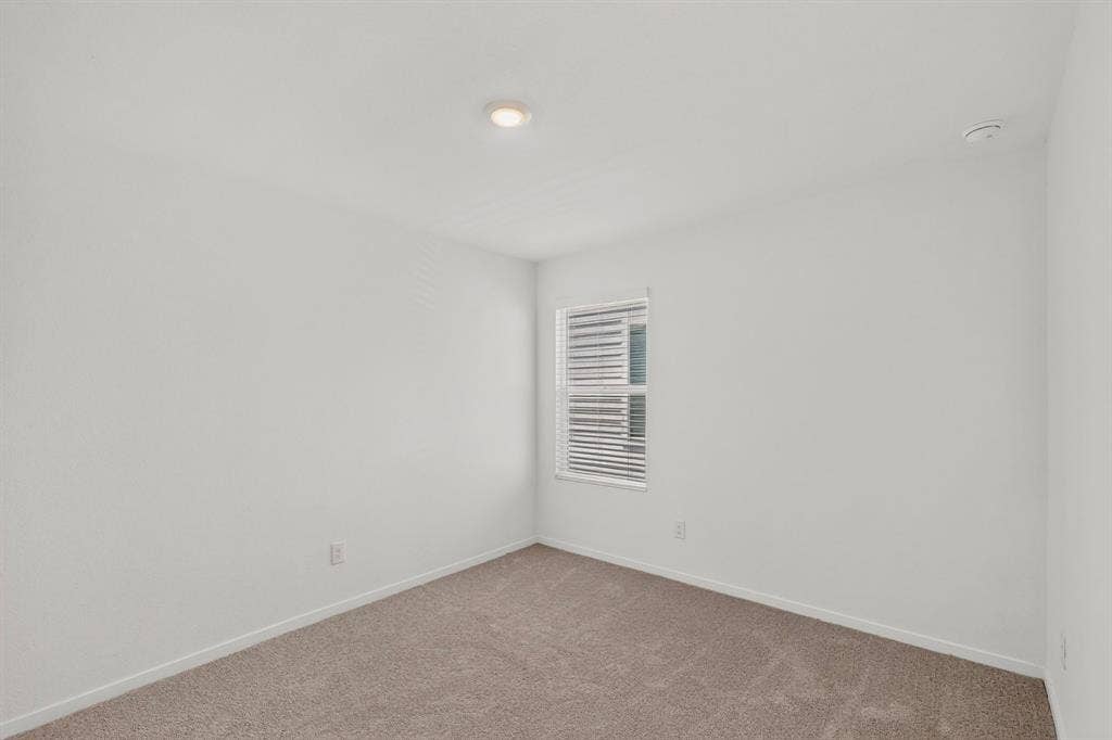 624 Kinglet Lane, Princeton, TX 75407 Recessed ceiling lighting, a window with horizontal blinds, and neutral wall paint