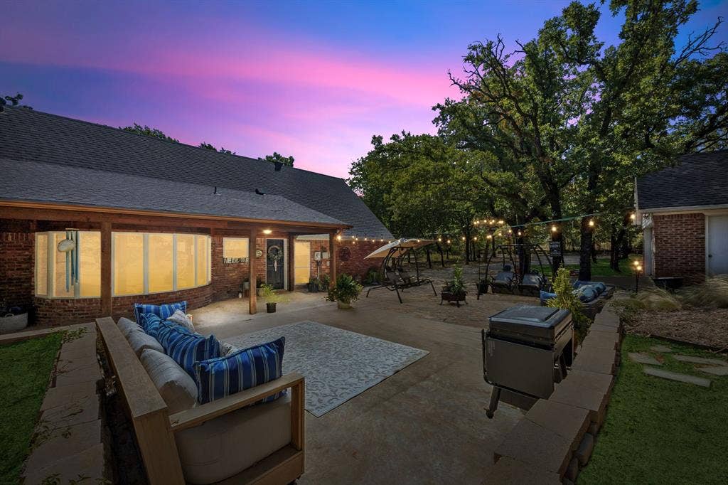 9300 Indian Knoll Trail, Keller, TX 76248 9300 Indian Knoll Trail, Keller, TX 76248