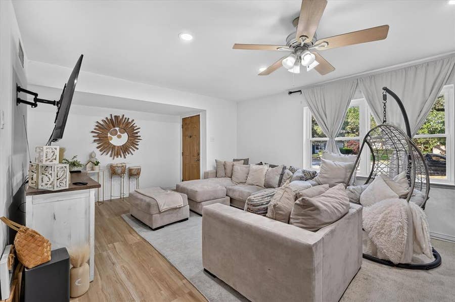 Property photo for 3125 Rainbow Drive, Grand Prairie, TX