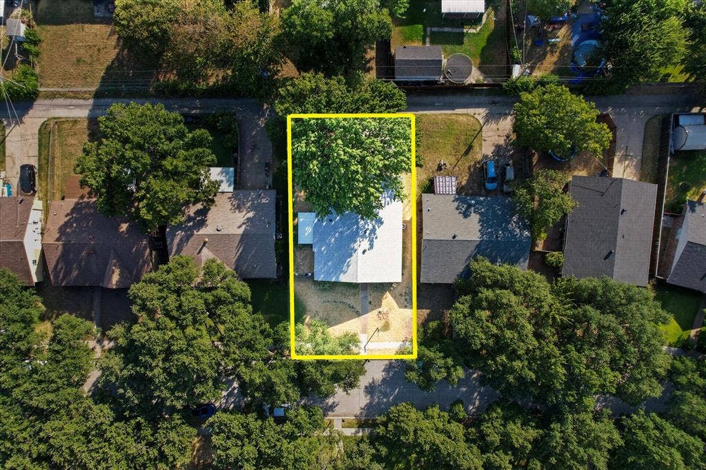 3125 Rainbow Drive, Grand Prairie, TX 75052 3125 Rainbow Drive, Grand Prairie, TX 75052