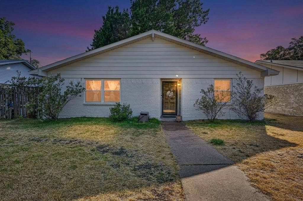 3125 Rainbow Drive, Grand Prairie, TX 75052 3125 Rainbow Drive, Grand Prairie, TX 75052