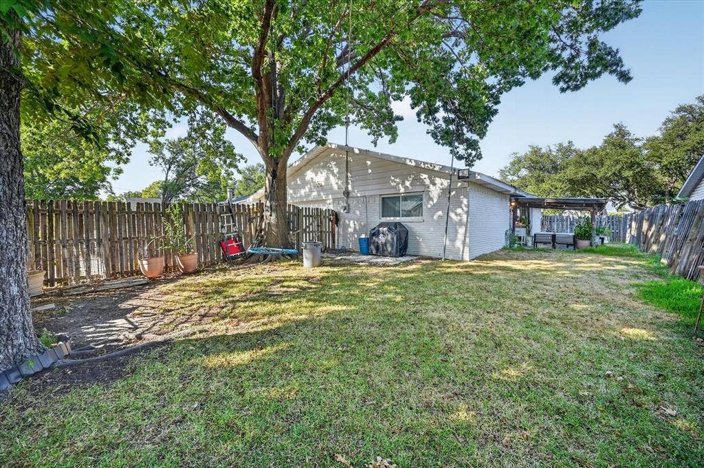 3125 Rainbow Drive, Grand Prairie, TX 75052 3125 Rainbow Drive, Grand Prairie, TX 75052