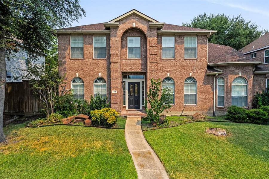 Property photo for 1119 Shadow Lakes Boulevard, Allen, TX