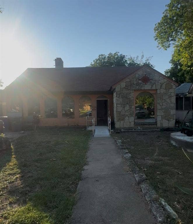 Property photo for 2403 Langdon Avenue, Dallas, TX