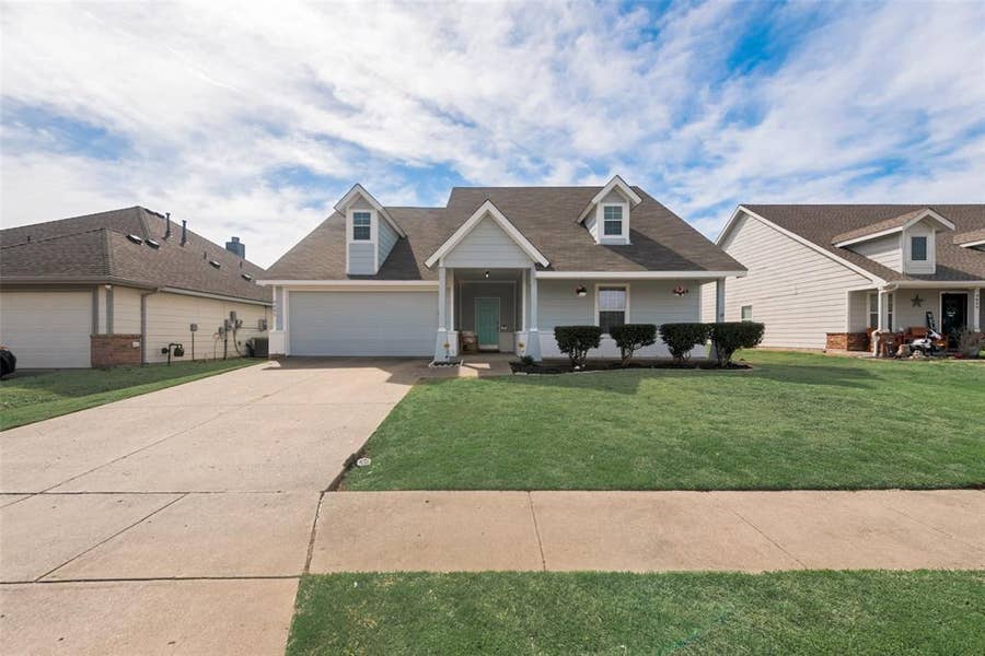 Property photo for 9805 Tanglebrush Drive, McKinney, TX