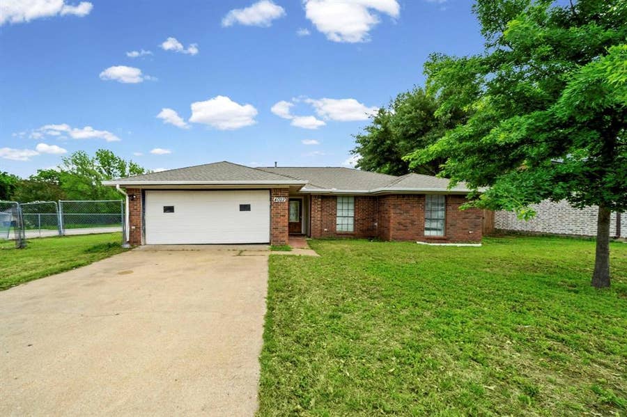 Property photo for 4022 William Street, Sachse, TX