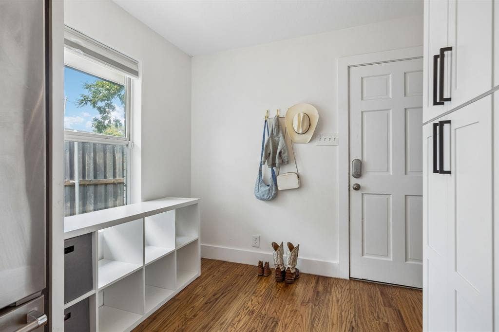6718 Kingsbury Drive, Dallas, TX 75231 6718 Kingsbury Drive, Dallas, TX 75231